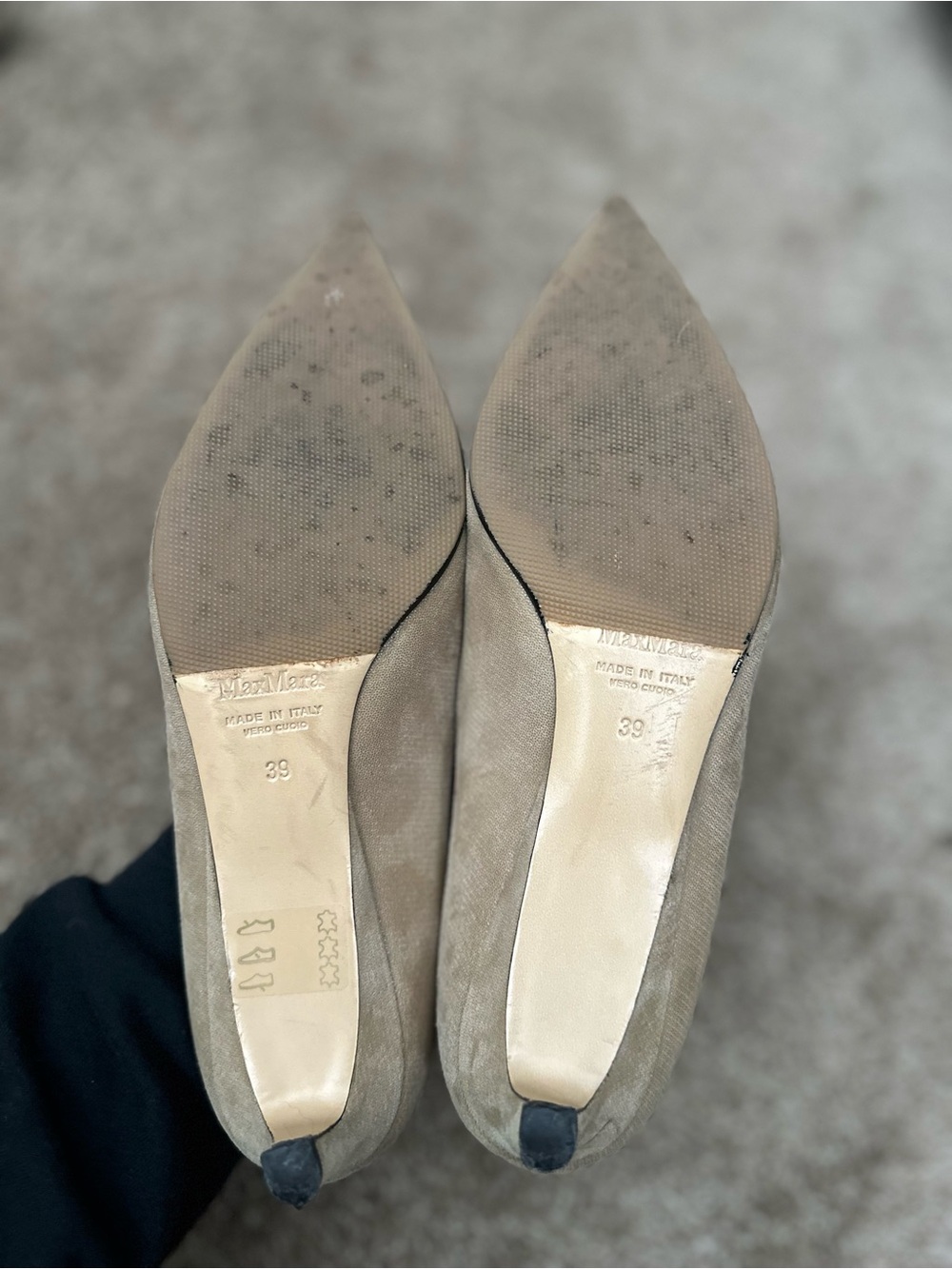 MaxMara Kitten Heel Pumps - Picture 4 of 6